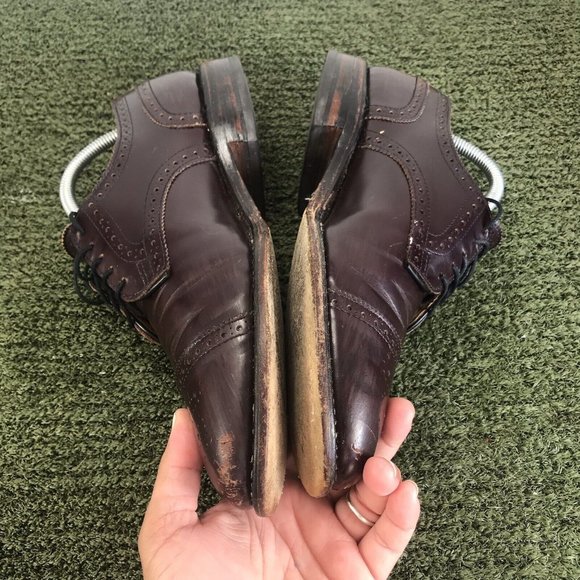 Allen Edmonds Sanford Mens Burgandy Leather Dress Shoes  US 8.5 main image 4